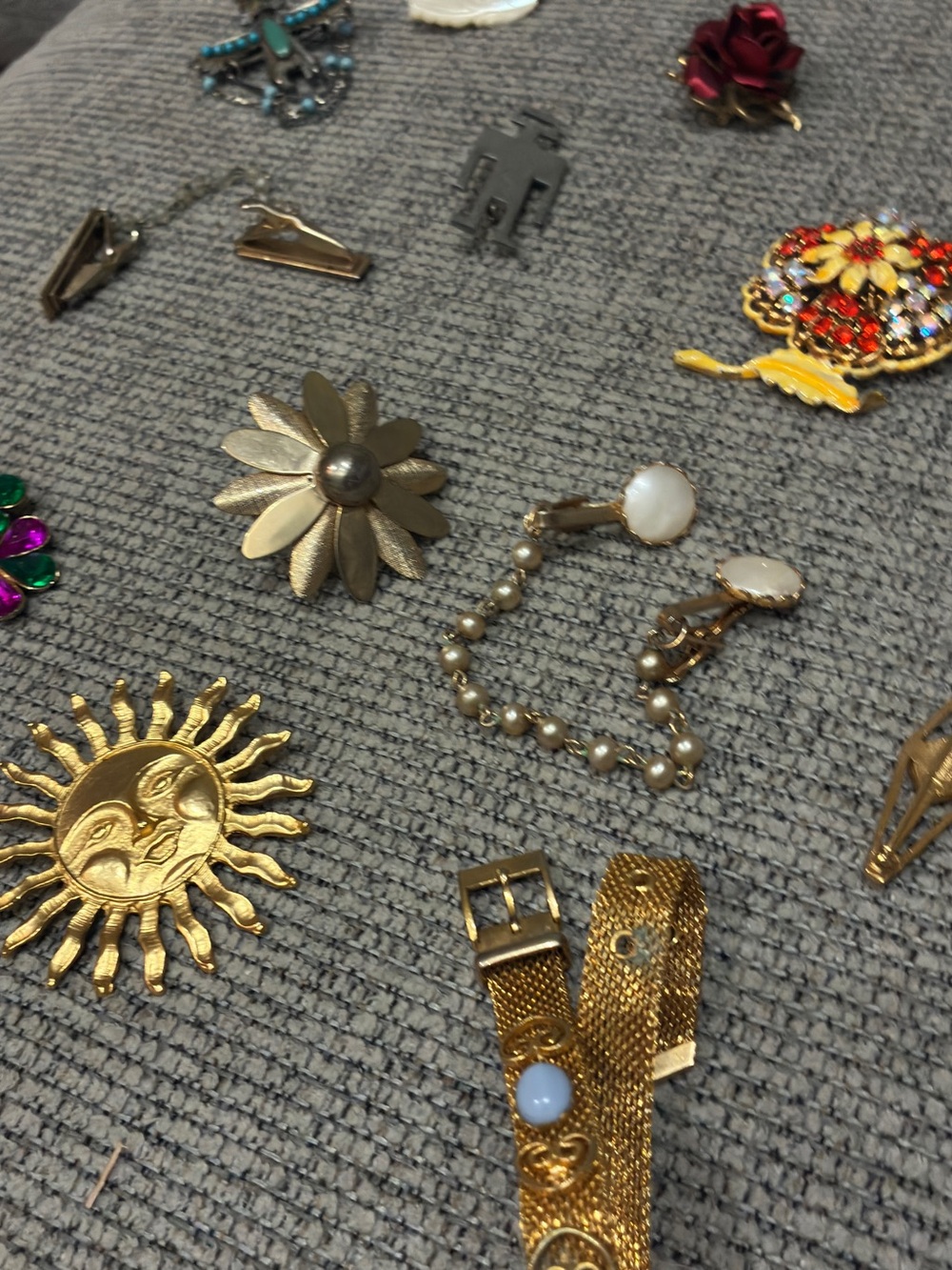 Lot of Vintage Jewelry Monet, Sarah Cov and more - Picture 4 of 13